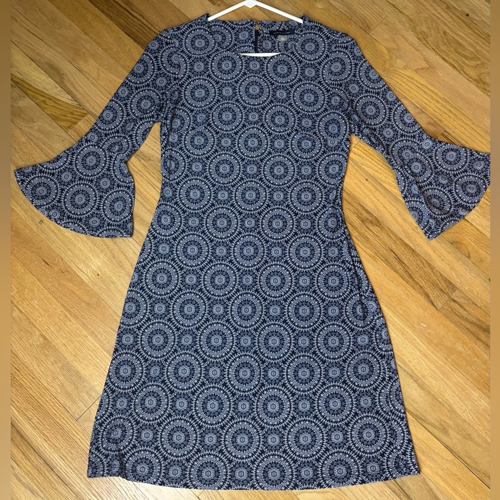 Women’s Tommy Hilfiger Bell Sleeve Dress Navy Blue White Size 2 Stretch